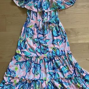 Girls sz Small Lilly Pulitzer maxi dress. Excellent used condition. Smoke free